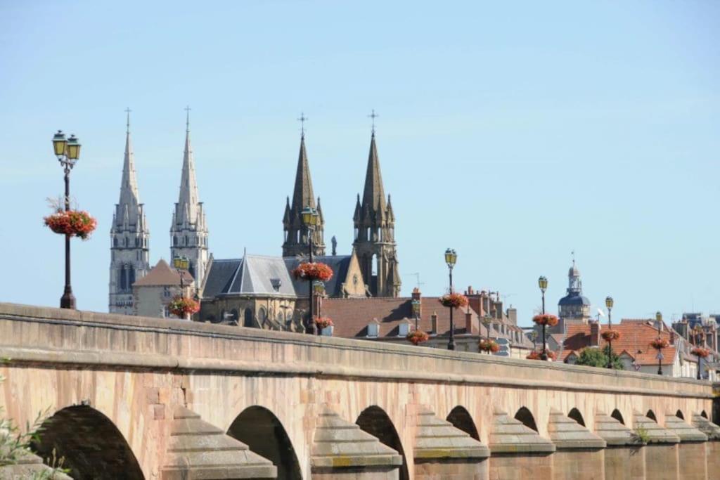 T3 Moulins Avec Garage Proche Gare Apartment Екстериор снимка